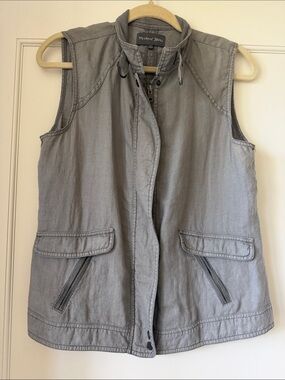Mychal Stars linen military style zip vest